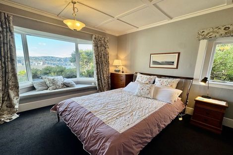 Photo of property in 45 The Crescent, Roseneath, Wellington, 6011