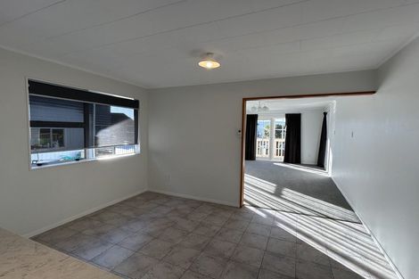 Photo of property in 15 The Anchorage, Whitby, Porirua, 5024