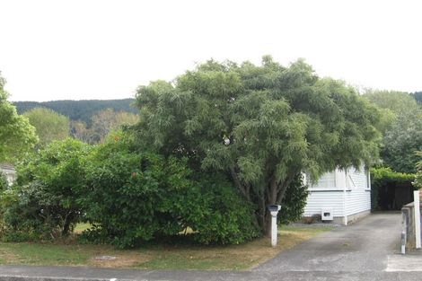 Photo of property in 54 Whirinaki Crescent, Heretaunga, Upper Hutt, 5018
