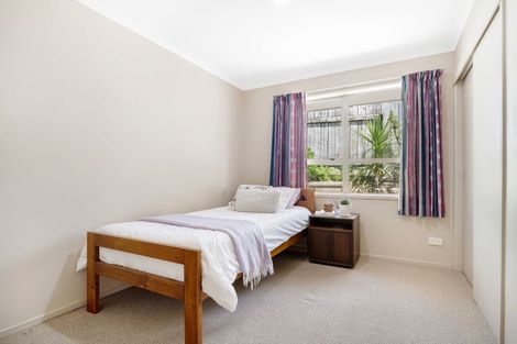 Photo of property in 8 Libra Place, Kawaha Point, Rotorua, 3010