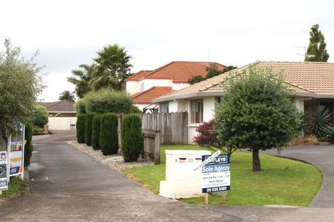 Photo of property in 2/25 Ben Nevis Place, Northpark, Auckland, 2013