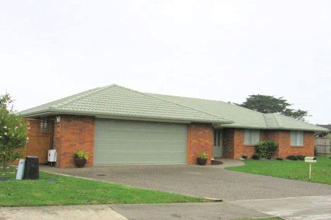 Photo of property in 80 Te Wharau Drive, Greenhithe, Auckland, 0632