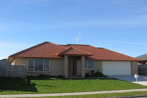 Photo of property in 3 Cumbria Way, Hamilton East, Hamilton, 3216