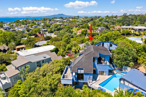 Photo of property in 15 Park Rise, Campbells Bay, Auckland, 0630