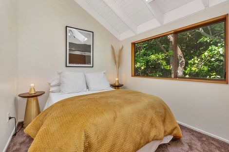 Photo of property in 172 Paremata Road, Paremata, Porirua, 5024