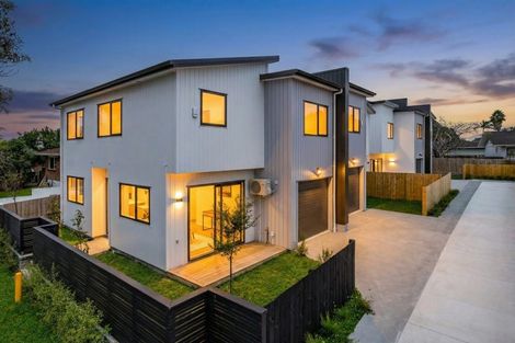 Photo of property in 13a John Walker Drive, Manurewa, Auckland, 2102