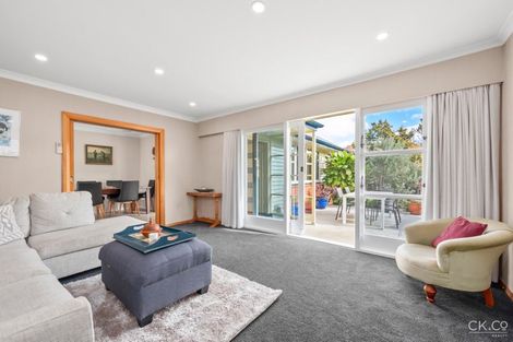 Photo of property in 4 Lockett Street, Waterloo, Lower Hutt, 5011