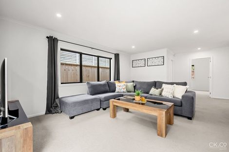 Photo of property in 125 Manuka Street, Stokes Valley, Lower Hutt, 5019
