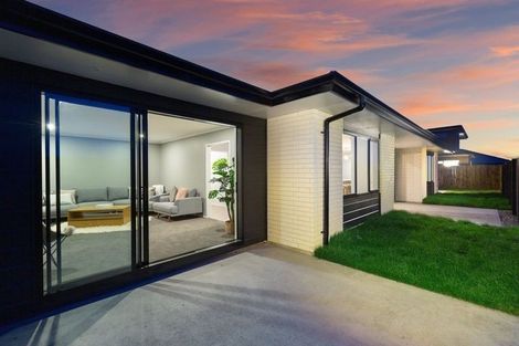 Photo of property in 30 Kimbrae Drive, Rototuna North, Hamilton, 3210