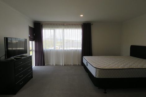 Photo of property in 11 George West Square West, Wigram, Christchurch, 8025