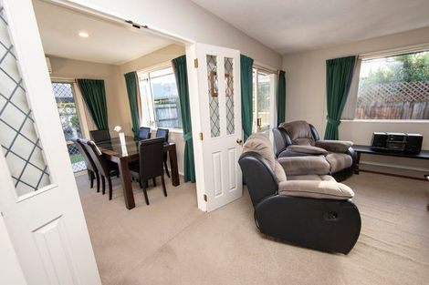 Photo of property in 2/134 Highsted Road, Casebrook, Christchurch, 8051