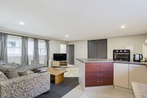 Photo of property in 29 Cedar Terrace, Stanmore Bay, Whangaparaoa, 0932