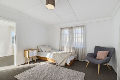 Photo of property in 23 Porritt Place, Waipukurau, 4200