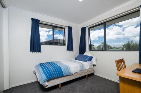 Photo of property in 20a Duncan Avenue, Te Atatu South, Auckland, 0610