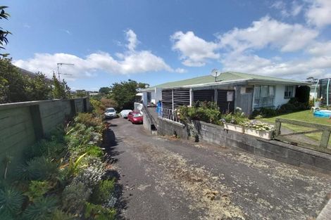 Photo of property in 1/183 Seaview Road, Westown, New Plymouth, 4310