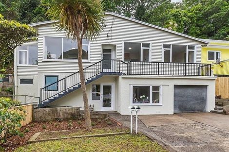 Photo of property in 48 Randwick Road, Northland, Wellington, 6012