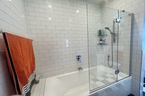 Photo of property in 10 Melvill Grove, Waterloo, Lower Hutt, 5011