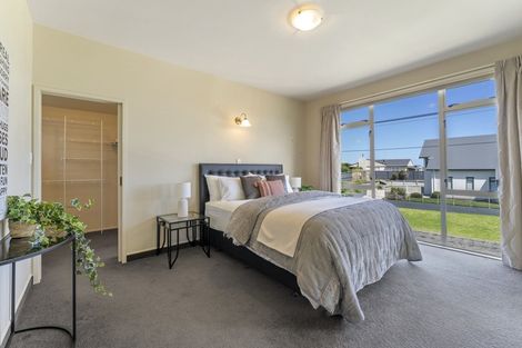 Photo of property in 27 Nelson Street, Foxton Beach, Foxton, 4815