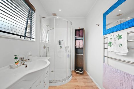 Photo of property in 11 Garland Drive, St Andrews, Hamilton, 3200