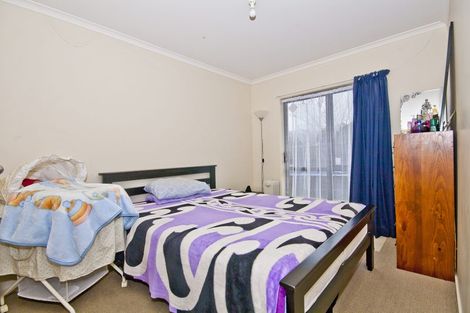 Photo of property in 28a Kamara Road, Glen Eden, Auckland, 0602