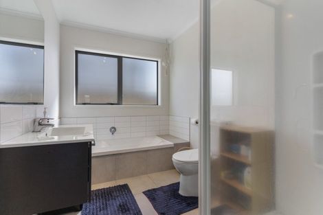 Photo of property in 3 Harakeke Way, Papamoa Beach, Te Puke, 3187