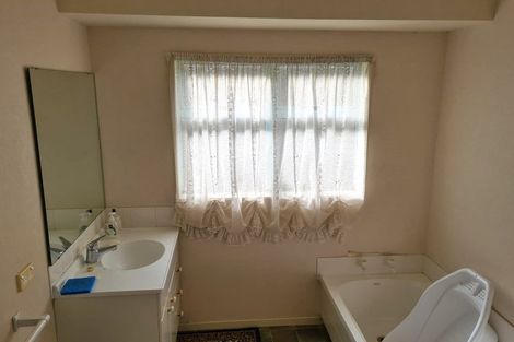 Photo of property in 24 Ayrshire Drive, Grandview Heights, Hamilton, 3200