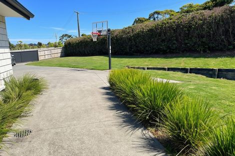 Photo of property in 3 Downer Access Road, Kaukapakapa, 0873