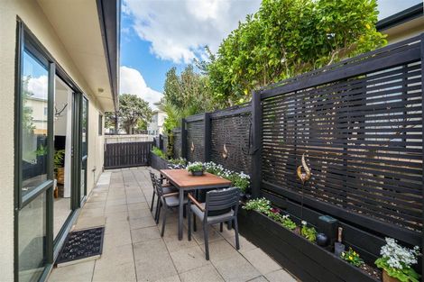 Photo of property in 23/5 Brixton Road, Manly, Whangaparaoa, 0930