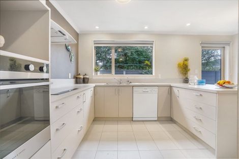 Photo of property in 96 Park Street, Winton, 9720