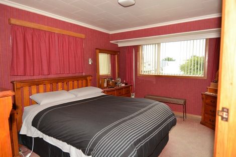 Photo of property in 74 Lindisfarne Street, Richmond, Invercargill, 9810