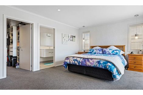 Photo of property in 77 Beaumont Drive, Rolleston, 7614