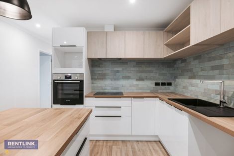 Photo of property in 8 Landview Road, Parkvale, Tauranga, 3112