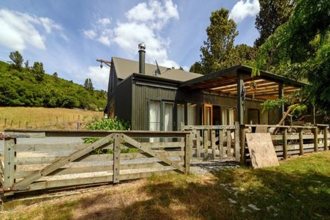 Photo of property in 360 Spencer Road, Lake Tarawera, Rotorua, 3076
