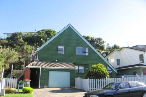 Photo of property in 23 Te Kiteroa Grove, Churton Park, Wellington, 6037
