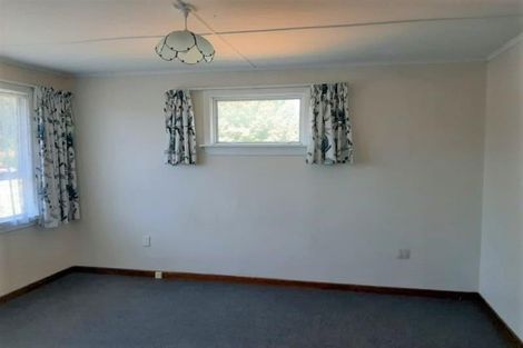 Photo of property in 98 Mangorei Road, Strandon, New Plymouth, 4312