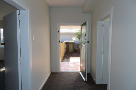Photo of property in 76 Aorangi Road, Bryndwr, Christchurch, 8053