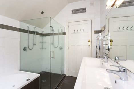 Photo of property in 61 Kilmarnock Street, Riccarton, Christchurch, 8011