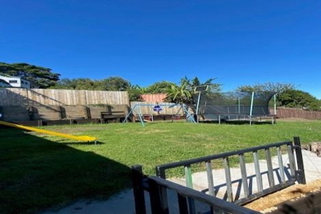 Photo of property in 11 Dunton Drive, Welcome Bay, Tauranga, 3112
