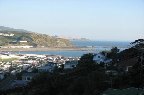 Photo of property in 88 Duncan Terrace, Kilbirnie, Wellington, 6022