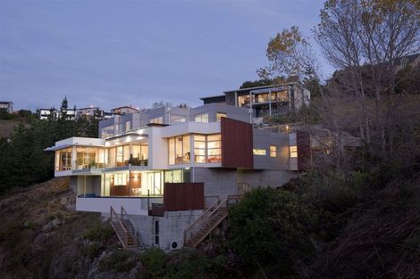 Photo of property in 22 Iles Lane, Cashmere, Christchurch, 8022