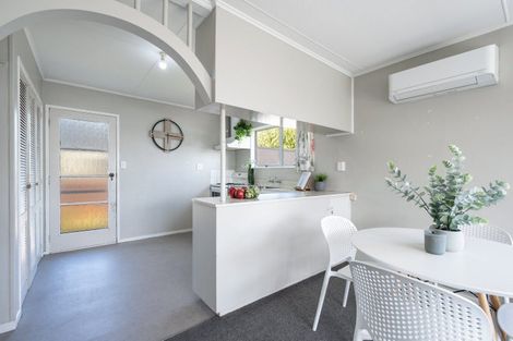 Photo of property in 2/27 Cautley Street, Richmond, 7020