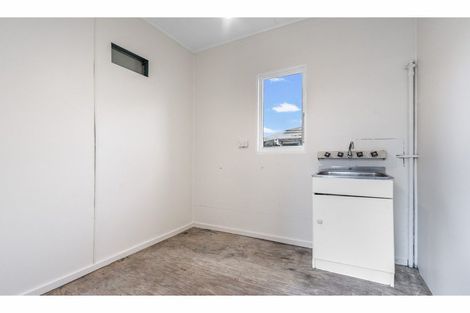 Photo of property in 162 Morton Street, Strathern, Invercargill, 9812