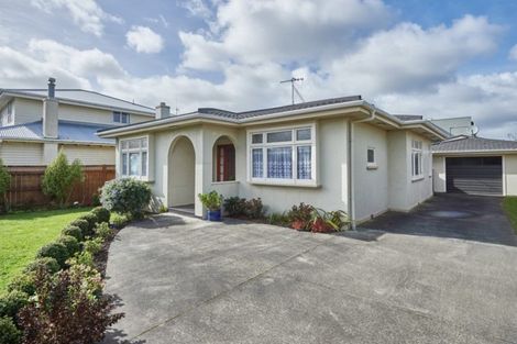 Photo of property in 34 Dahlia Street, Palmerston North, 4410