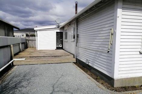 Photo of property in 1a Central Terrace, Alicetown, Lower Hutt, 5010