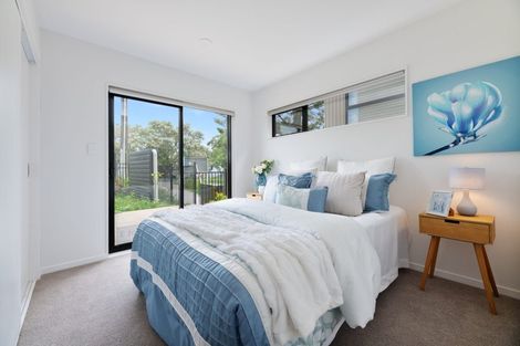 Photo of property in 5/237 Swanson Road, Henderson, Auckland, 0610