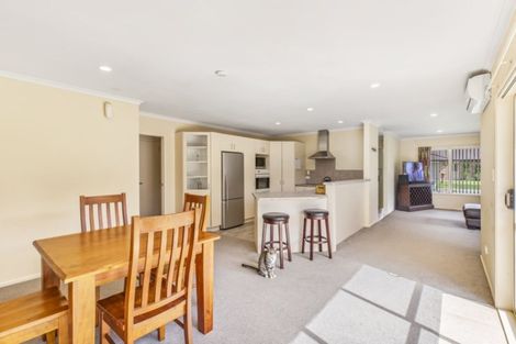 Photo of property in 11 Grabella Place, Papamoa Beach, Papamoa, 3118