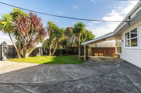 Photo of property in 115 Stanley Road, Glenfield, Auckland, 0629