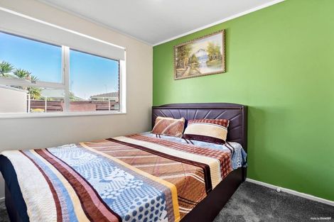 Photo of property in 4 Hanga Place, Papatoetoe, 2024