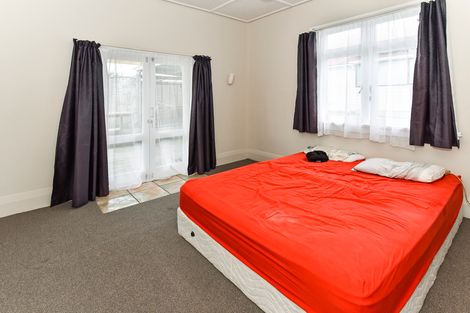 Photo of property in 10a Sturdee Road, Manurewa, Auckland, 2102