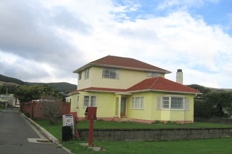 Photo of property in 48 Beauchamp Street, Tawa, Wellington, 5028